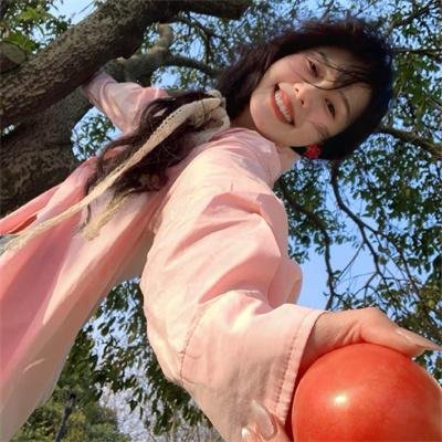 红色诗篇海报