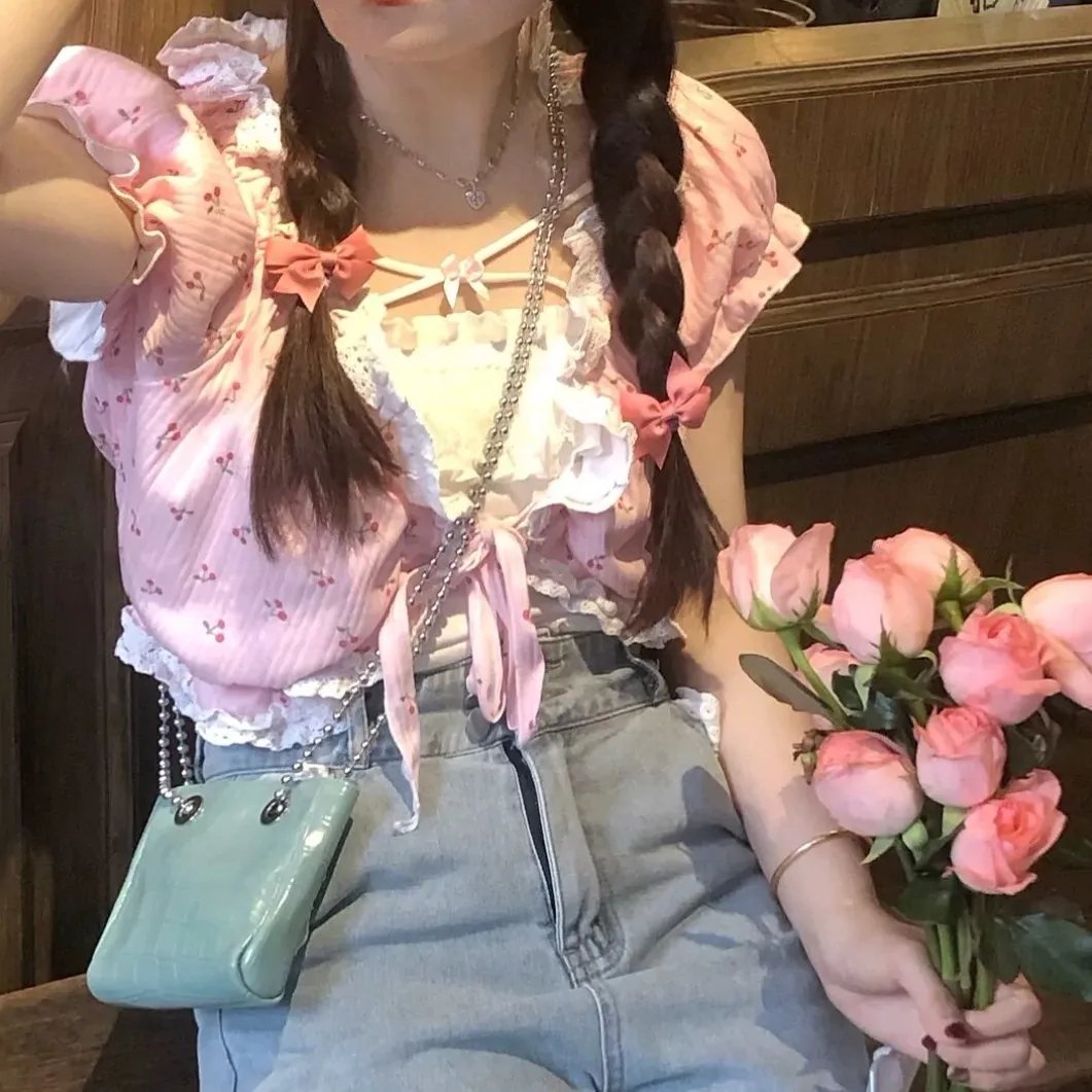 驼路神卦女海报