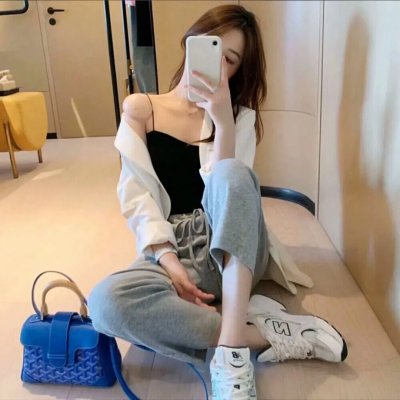 春泛女黉宫海报