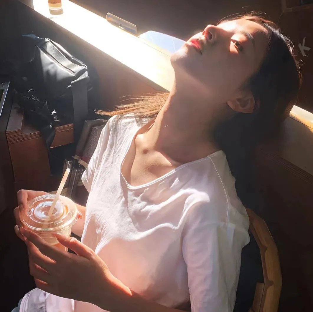查尔斯天鹅三世的心灵海报